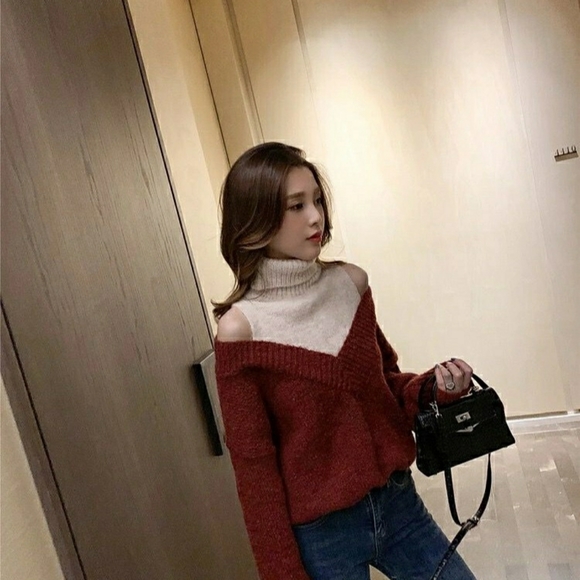 Sweater - Picture 2 of 5